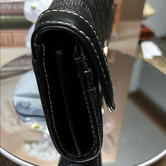 Black and Gray Women's Wallet - Picture 4 of 11